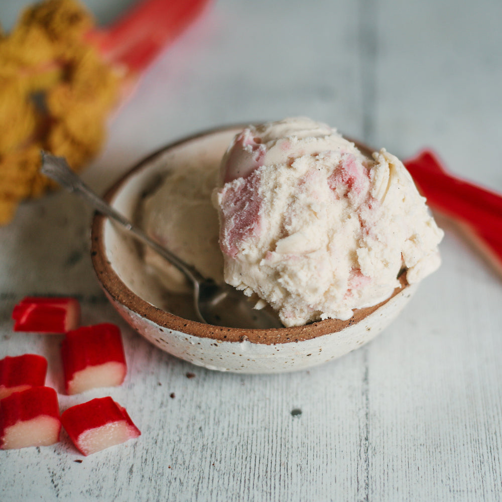 Rhubarb and custard gelato in a bowl